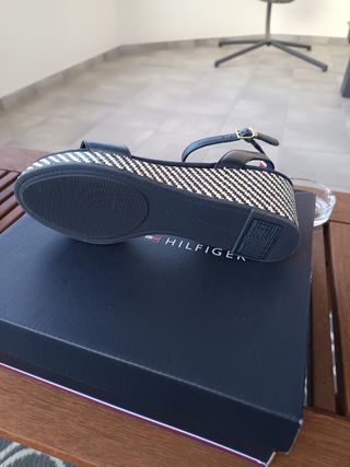 Sandalias Tommy Hilfiger Azul y Beige