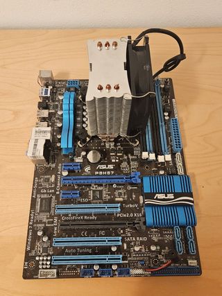 Placa Base Asus P8H67