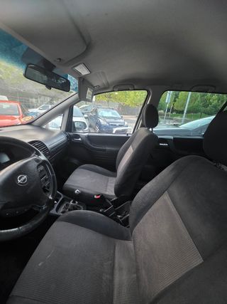 Opel Zafira 2005