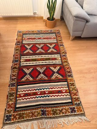 Alfombra Bereber tejido a mano
2,05 cm largo
1,05 