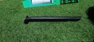 Tija Syncros de carbono modelo SP-R101-CF 
