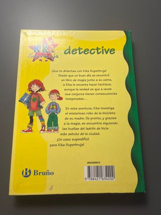 Kika Superbruja, detective