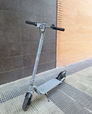 Patinete Eléctrico Gris