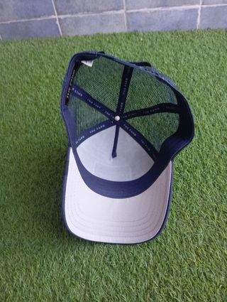 Gorra trucker Panther Azul Negra