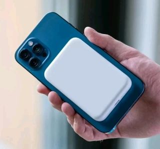 Power Bank Magnetico 12000 mAh per iPhone