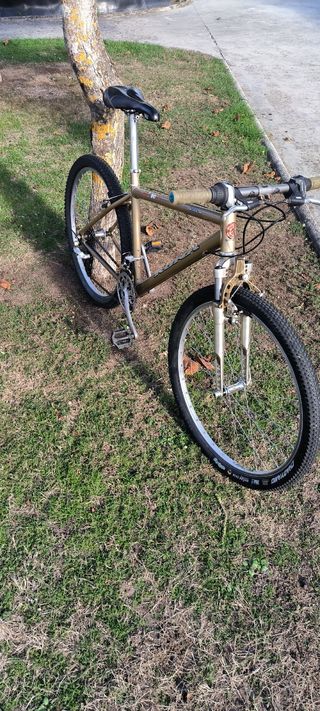 Bicicleta Kona Kula MTB Clásica