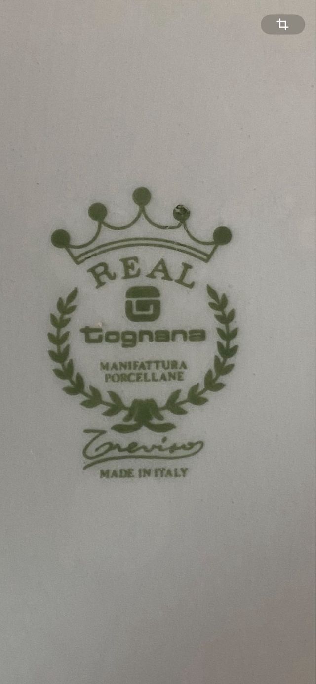 Juego de café de porcelana blanco y plata