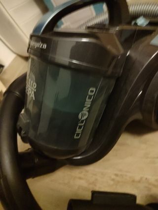 Aspiradora Orbegozo AP8030 Ciclónica