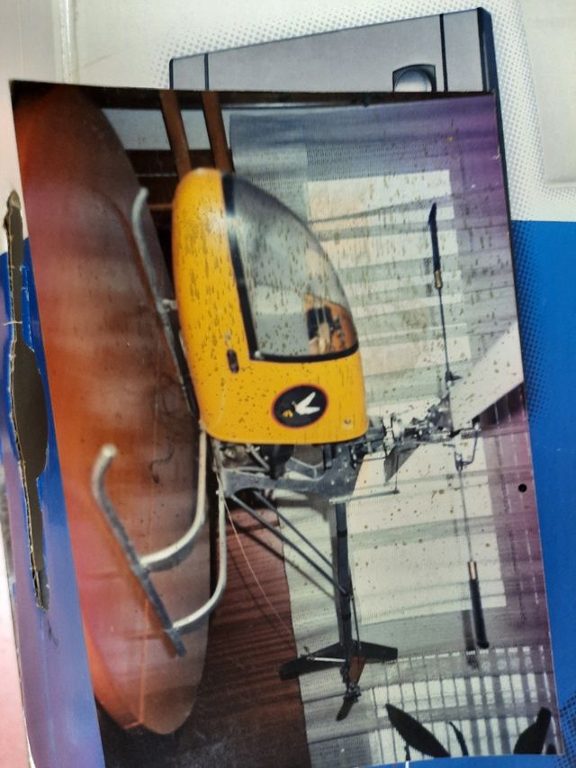 2 Helicópteros, Avión RC y Recambios