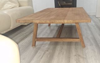 Mesa de centro de madera rústica
