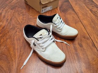 ZAPATILLAS ETNIES JAMESON BLANCO TALLA 42 UK 8 US9