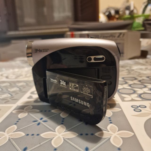 Videocamera Samsung VP-DX105 Nera