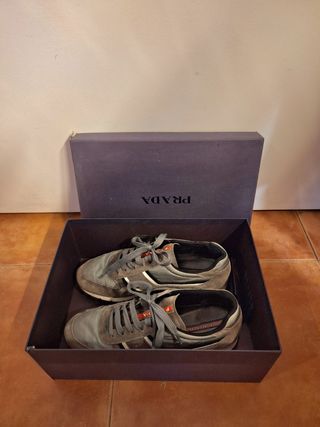 Zapatillas Prada Grises