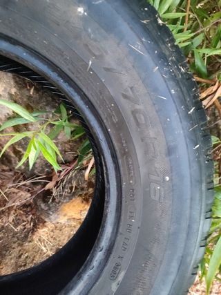 Par de Cubiertas Michelin 4x4 Synchrone 245/70 R16