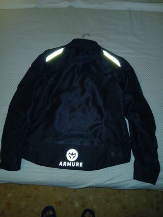 Chaqueta motera negra ARMURE