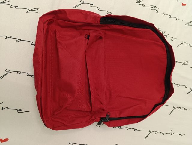 Mochilas Escolares Rojo y Azul Estampado