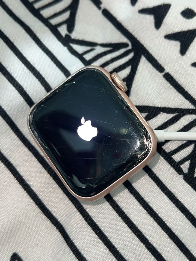 Apple Watch SE Oro Rosa