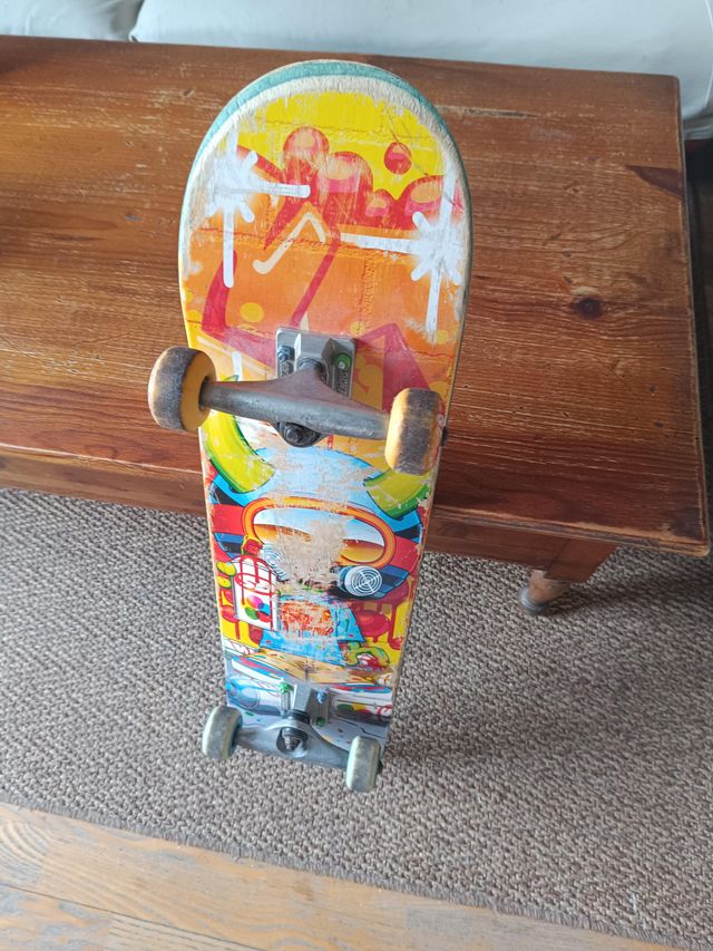 Skate Speed Demons con ruedas amarillas