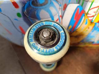 Skate Speed Demons con ruedas amarillas