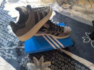 Adidas Campus Zapatillas Grises y Negras originale