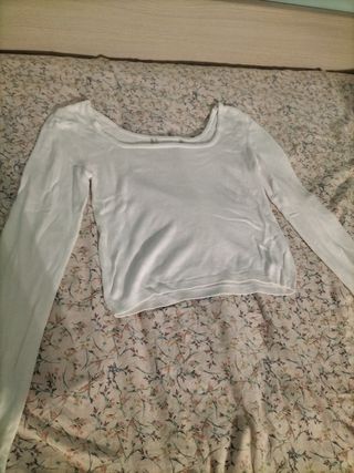 Top manga larga cuello cuadrado blanco