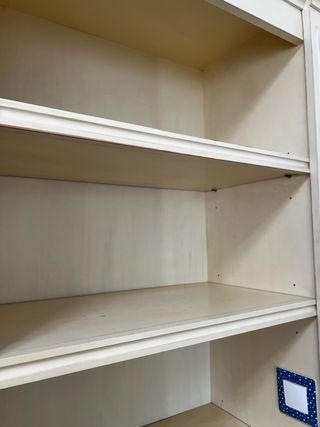 Armario a medida de madera beige