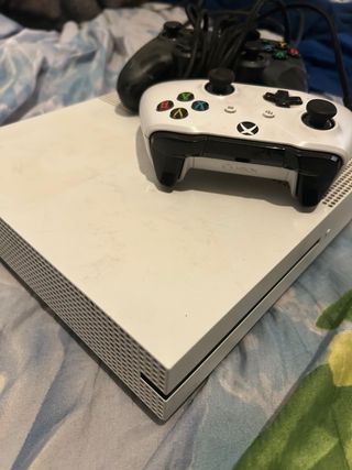Xbox One S Blanca
