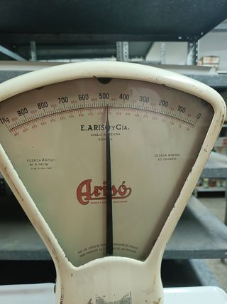 Báscula de tienda Arisó