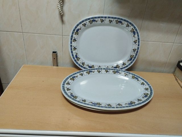 Bandejas de porcelana con diseño floral