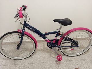 Bicicletta da ragazza blu e rosa da 20 pollici come nuova