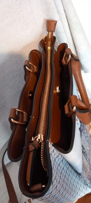 Bolso Grande Mano y Colgar Multicolor