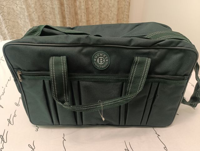 Bolsa de viaje Benzi verde oscura