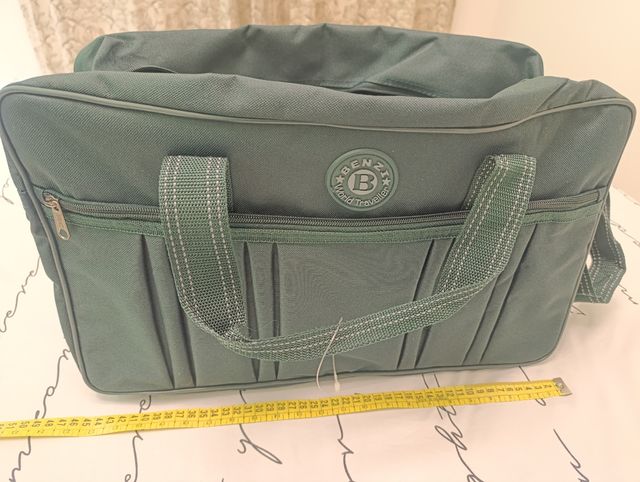Bolsa de viaje Benzi verde oscura