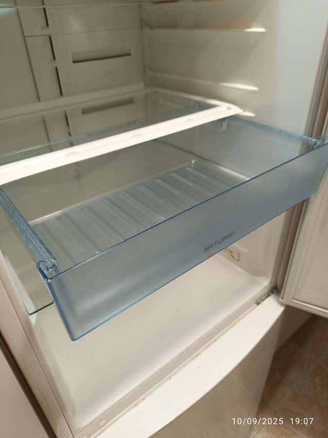 Cajón para verduras frigorífico Electrolux