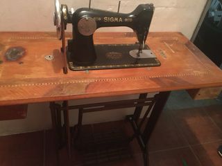 Máquina de coser antigua Sigma