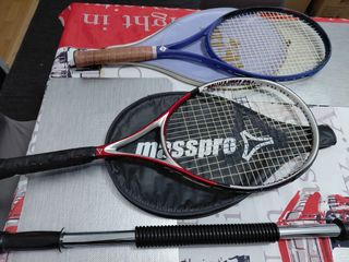 Raquetas de Tenis y Barras Extensibles