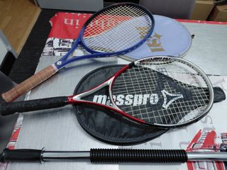 Raquetas de Tenis y Barras Extensibles