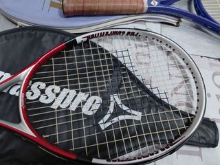 Raquetas de Tenis y Barras Extensibles