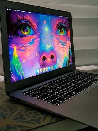 MACBOOK AIR i7