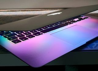 MACBOOK AIR i7