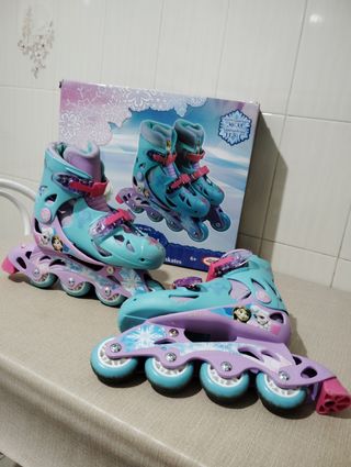 Patines en línea Frozen. Talla 30-33 ajustable.