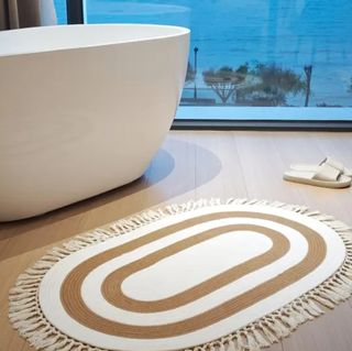 Alfombra estilo bohemio con flecos