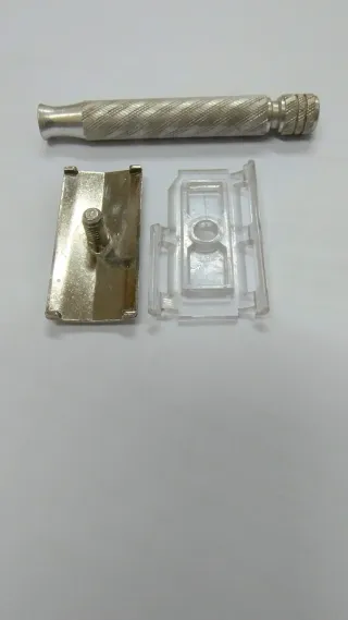 Antiguo conjunto para afeitado (1950s)