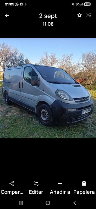 Opel Vivaro 2005