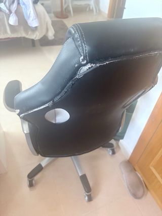 Silla de escritorio negra y gris