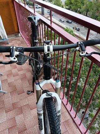 Bicicleta Merida Carbono 27.5 monoplato