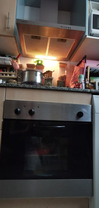 Cocina de gas con campana extractora