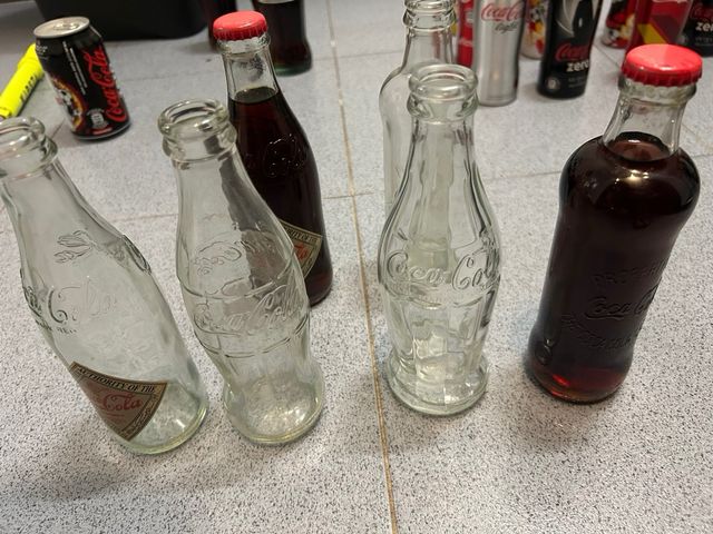 Collezione di bottiglie vintage Coca-Cola Replica