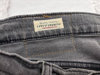 Pantalones vaqueros Levi's grises