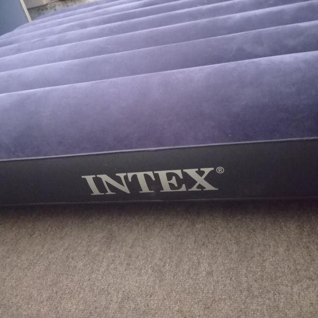 Materassino gonfiabile INTEX matrimoniale